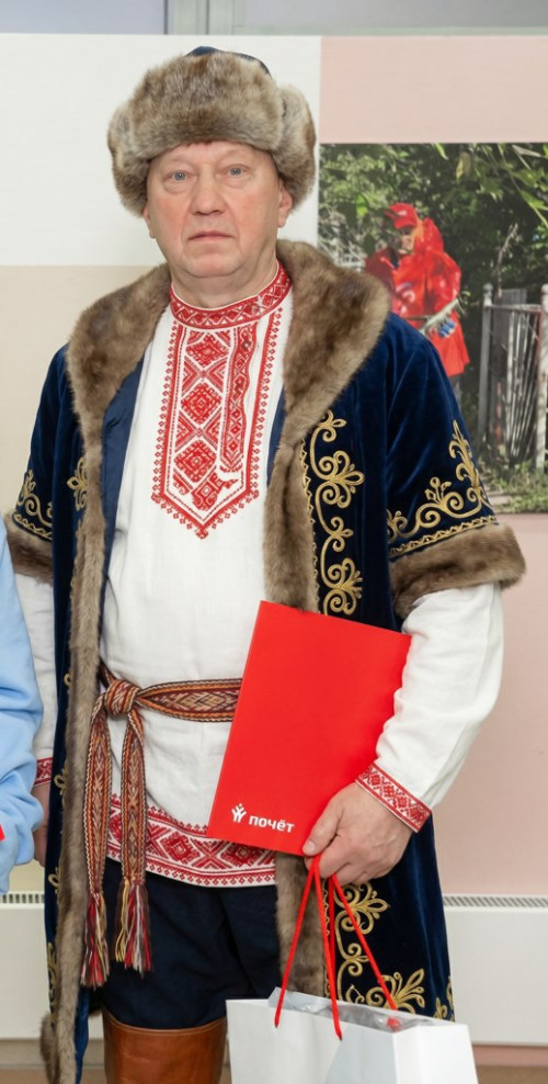 Едины Добром